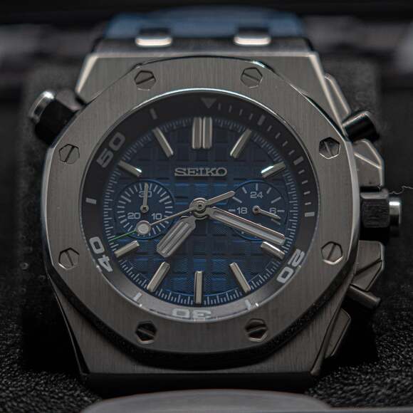 Seiko Mod Watch | VK64 Quartz Chronograph | Blue Sport Dial - Picture 1 of 7